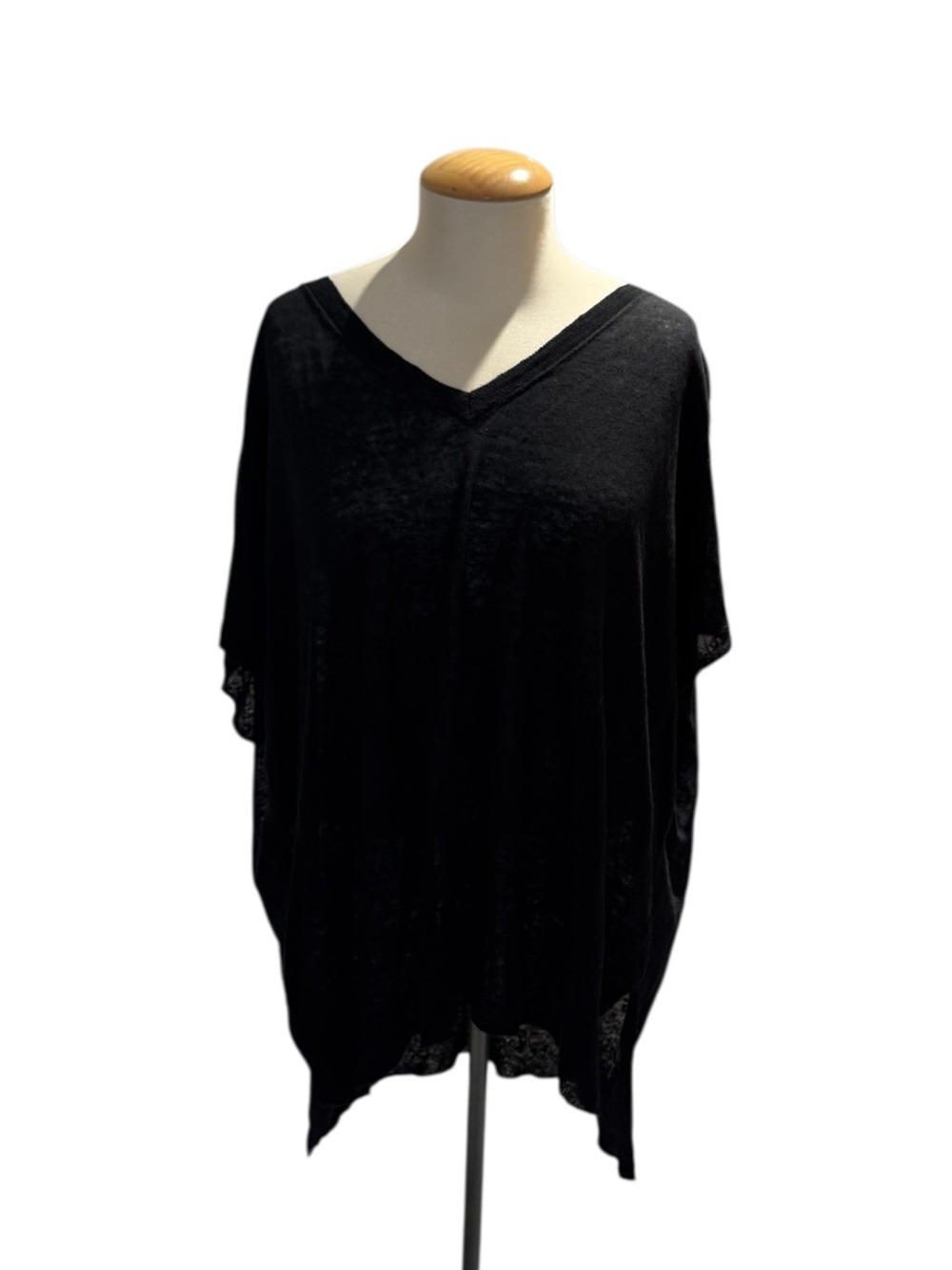 VINCE CAMUTO black linen long sheer oversized t-shirt - size small